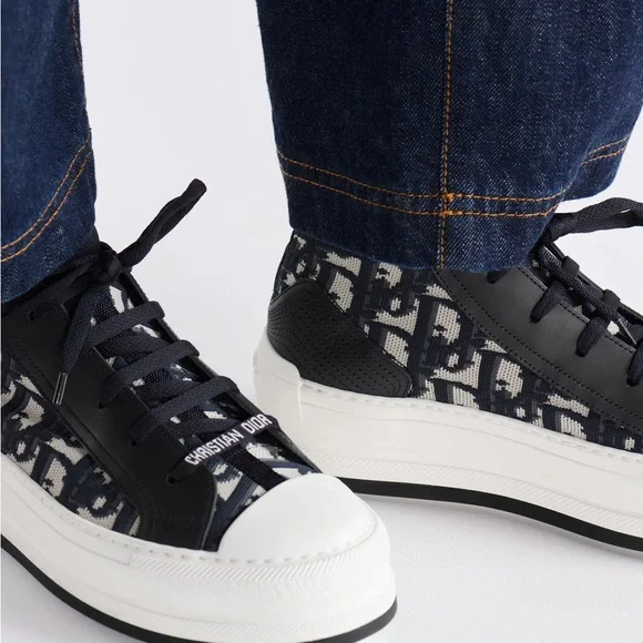 Christian Dior WALK ‘N’ DIOR trotter knit sneakers tennis shoes 39.5 9.5 - Picture 1 of 10